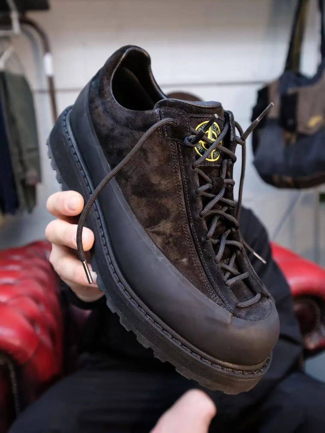 非它莫属!——石头岛 x DiemmeJ9国际集团这个秋冬的小众宝藏联名鞋(图1)